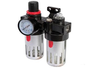 Lucht Reduceerventiel met Vochtafscheider en Olie-nevelaar. beschikbaar voor biedingen