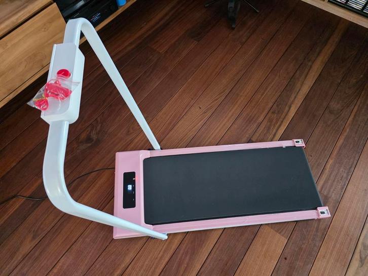 Loopband t/m 10km in Nieuwstaat, Sport en Fitness, Fitnessapparatuur, Zo goed als nieuw, Loopband, Ophalen