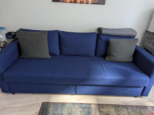 Blue sleeper sofa, Huis en Inrichting, Banken | Sofa's en Chaises Longues, Zo goed als nieuw, Driepersoons, Ophalen