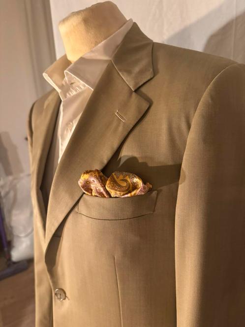 PRACHTIG KOLBERT CORNELIANI IN TAUPE, Kleding | Heren, Kostuums en Colberts, Zo goed als nieuw, Maat 48/50 (M), Beige, Ophalen of Verzenden
