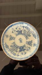 Antiek Chinees porseleinen capucijner schoteltje, Antiek en Kunst, Ophalen of Verzenden