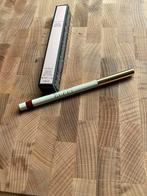 Gucci lip pencil bordeaux 06, Sieraden, Tassen en Uiterlijk, Uiterlijk | Cosmetica en Make-up, Ophalen of Verzenden, Nieuw