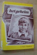 HET GEHEIM door J Visser-Vlaanderen, Boeken, Ophalen of Verzenden, Gelezen