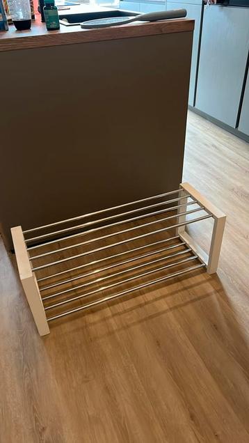 Schoenenrek (gratis) beschikbaar voor biedingen