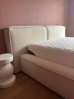 Westwing Lennon Design Bed 140x200 - Met opbergruimte!, Beige, Tweepersoons, Zo goed als nieuw, 200 cm