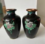 Set cloisonne vaasjes 10,5 cm hoog, Antiek en Kunst, Antiek | Vazen, Ophalen of Verzenden