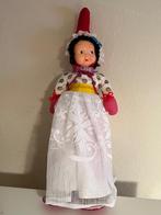 Vintage / Decoratieve Pop - Met Volendammer Klederdracht, Ophalen of Verzenden, Gebruikt, Pop