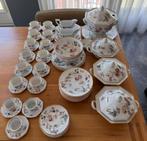 Servies wedgwood devon rose, Antiek en Kunst, Ophalen
