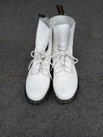 Dr Martens schoenen wit maat 42, Ophalen of Verzenden, Wit, Zo goed als nieuw