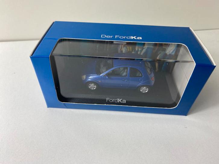 1:43 Ford KA- bizonderheden:”bumpers in de kleur”, Hobby en Vrije tijd, Modelauto's | 1:43, Nieuw, Auto, MiniChamps, Ophalen of Verzenden
