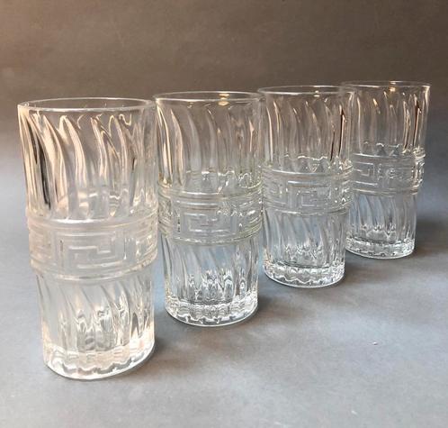 Vier vintage glazen van geperst glas, jaren ‘70, Verzamelen, Glas en Borrelglaasjes, Zo goed als nieuw, Ophalen of Verzenden