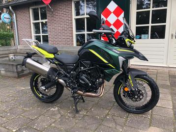 Benelli TRK 702 X ABS (bj 2025) beschikbaar voor biedingen