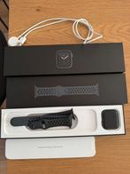 Apple watch, Sieraden, Tassen en Uiterlijk, Smartwatches, Ophalen of Verzenden, Zo goed als nieuw, Zwart, IOS