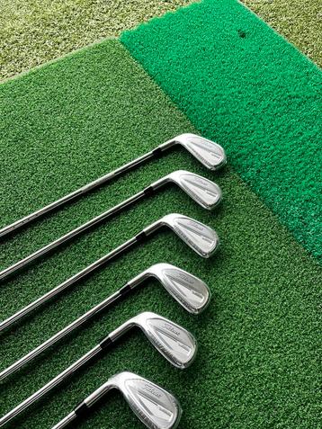 Titleist T350 LINKSHANDIGE ijzers: p,9,8,7,6,5 beschikbaar voor biedingen