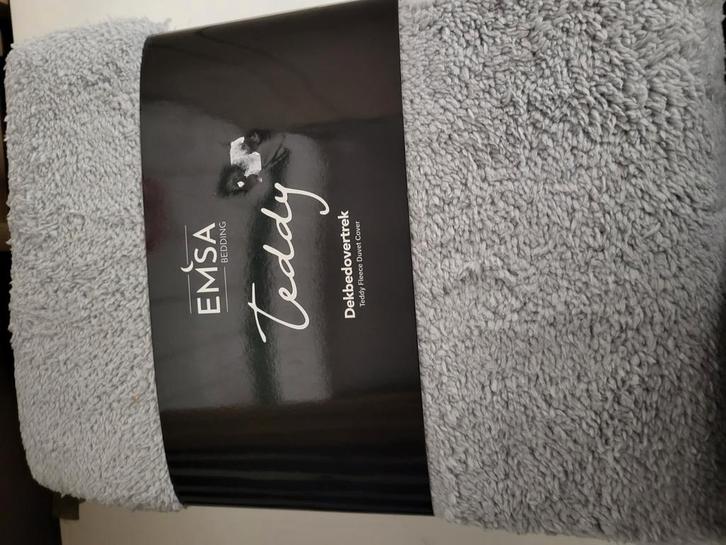 Esma Teddy Fleece Dekbedovertrek - Lichtgrijs, Huis en Inrichting, Slaapkamer | Beddengoed, Nieuw, Dekbedovertrek, Tweepersoons
