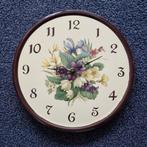Geëmailleerde klok (32cm) met bloemen, Huis en Inrichting, Nieuw, Ophalen of Verzenden