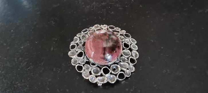 Zilveren vintage modernist broche met rhodoniet, Sieraden, Tassen en Uiterlijk, Broches, Zo goed als nieuw, Zilver, Zilver, Verzenden