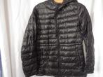 d. blauwe ( bijna zwart ) iets langere dons jas mt M Uniqlo, Maat 38/40 (M), Blauw, Ophalen of Verzenden, Gedragen