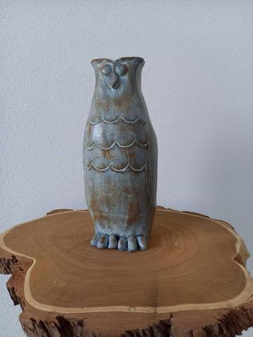 STATIGE UIL, beeld, keramiek beschikbaar voor biedingen