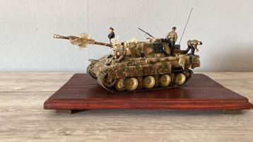 Prachtige modelbouw tank Panzerkampfwagen V Panter D, 1:35 beschikbaar voor biedingen