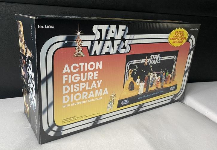 starwars 2005 action figure display diorama + 50 voetplaatje, Verzamelen, Star Wars, Nieuw, Overige typen, Ophalen