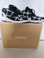 MICHAEL KORS; MOOIE SNEAKERS 38 ZGAN € 37,50, Kleding | Dames, Schoenen, Ophalen of Verzenden, Zo goed als nieuw, Wit, Sneakers of Gympen