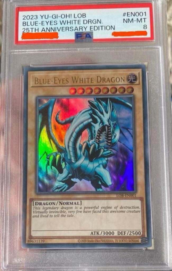 Yu-Gi-Oh! Blue Eyes White Dragon LOB PSA 8 M/NM !, Hobby en Vrije tijd, Verzamelkaartspellen | Yu-gi-Oh!, Zo goed als nieuw, Losse kaart