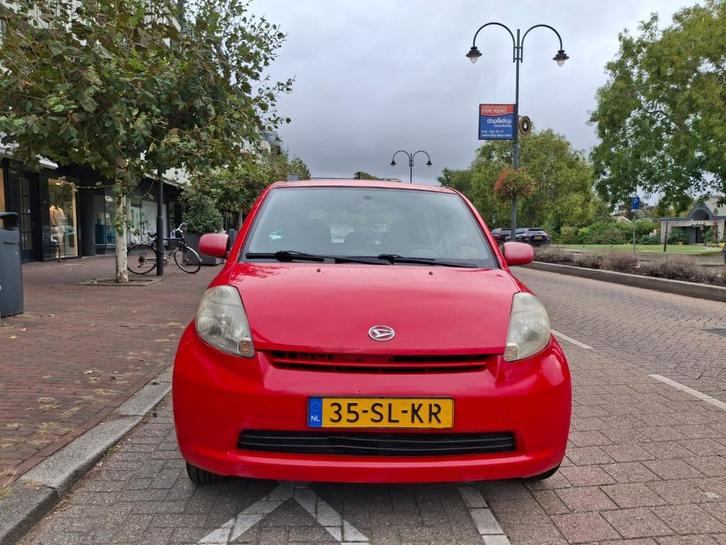Daihatsu Sirion 1.3 2006 Rood, Auto's, Daihatsu, Particulier, Sirion, Benzine, C, Hatchback, Handgeschakeld, Origineel Nederlands