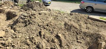 Gratis afhalen tuingrond in Heinenoord  beschikbaar voor biedingen