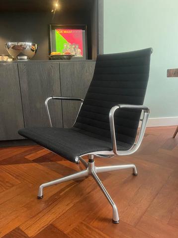 Vintage Vitra stoel/ fauteuil type EA116 in zeer goede staat beschikbaar voor biedingen