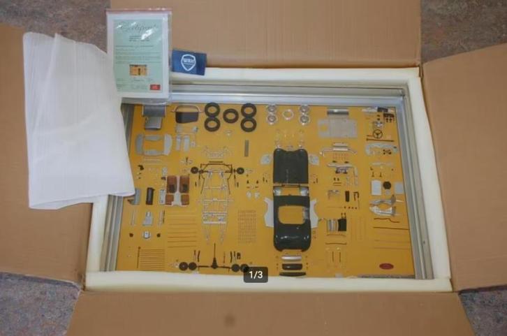 SALE 1:18 JAGUAR C TYPE DISPLAY board CMC ltd 300 NIEUW WRH, Hobby en Vrije tijd, Modelauto's | 1:18, Nieuw, Auto, Overige merken