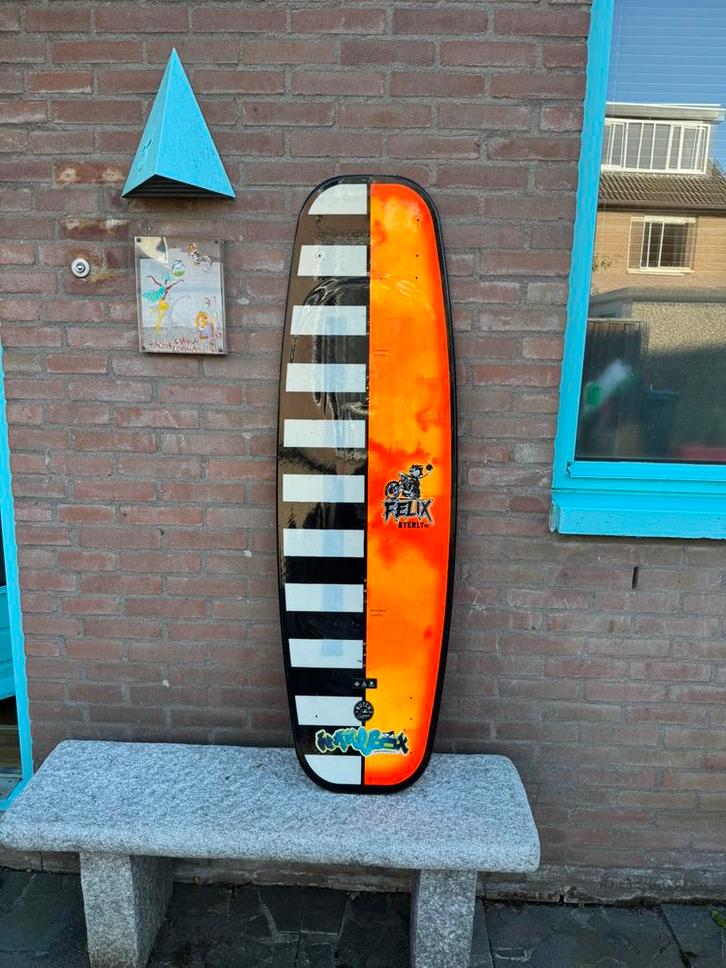 Byerly felix hyperlite 143 cm + nog meer boards in de sale, Watersport en Boten, Wakeboarden, Nieuw, Board, Ophalen of Verzenden