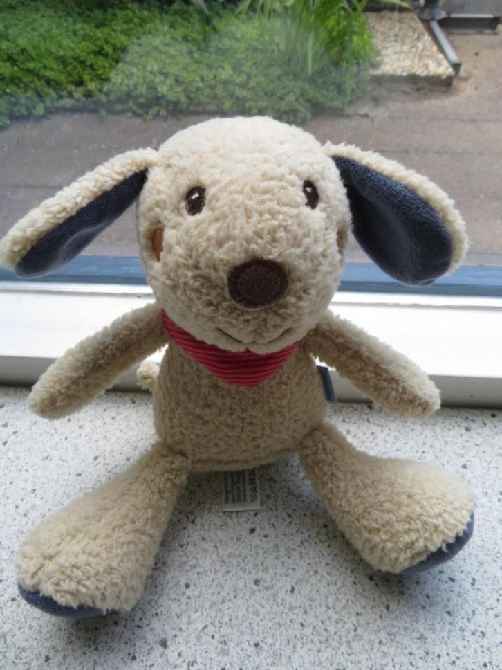 Konijn hond met rood gestreepte halsdoek merk Babydream, Kinderen en Baby's, Speelgoed | Knuffels en Pluche, Zo goed als nieuw