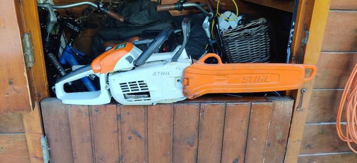 Stihl MS201 M-tronic profi snoei kettingzaag van2021, Tuin en Terras, Hand-tuingereedschap, Zo goed als nieuw, Overige soorten
