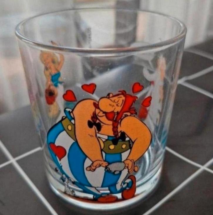 Glas Nutella Asterix en Obelix, Verzamelen, Glas en Borrelglaasjes, Zo goed als nieuw, Ophalen of Verzenden