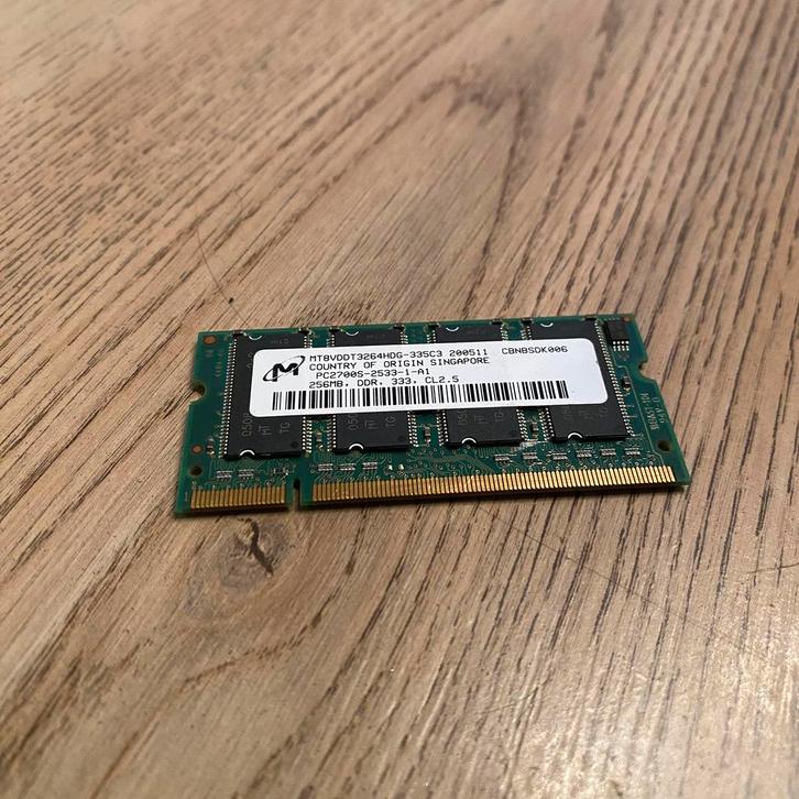 Micron 256MB DDR 333MHz  ( 1x 256MB ), Computers en Software, RAM geheugen, Gebruikt, Laptop, 1 GB of minder, DDR, Ophalen of Verzenden