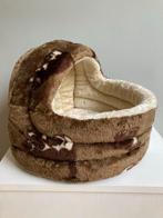 ==Bijna Nieuw== Grote poezenmand katten mand pluche, Dieren en Toebehoren, Kattenmanden, Ophalen of Verzenden, Zo goed als nieuw