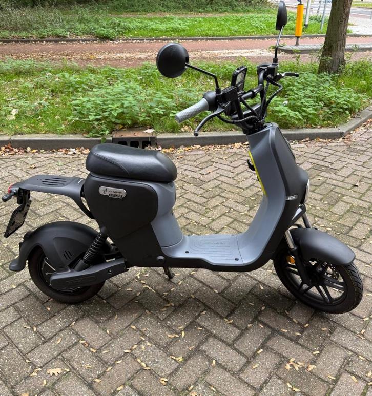 Segway B110S E-scooter -45km/u, Fietsen en Brommers, Snorfietsen en Snorscooters, Gebruikt, Overige merken, Elektrisch, Ophalen