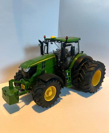 Wiking John Deere 6250R beschikbaar voor biedingen