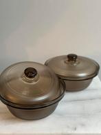 Set van twee vintage Arcopal France ovenschalen, Huis en Inrichting, Keuken | Potten en Pannen, Ophalen of Verzenden, Zo goed als nieuw