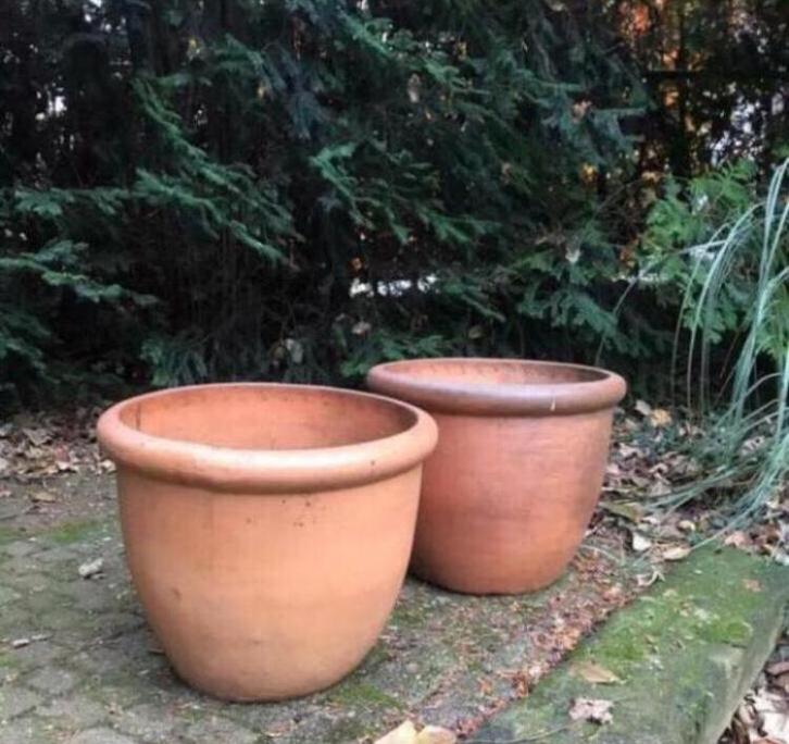 Grote terracotta 2 stevige bloempotten plantenbakken 52cm, Tuin en Terras, Bloempotten, Gebruikt, Terracotta, Binnen, Balkon, Tuin