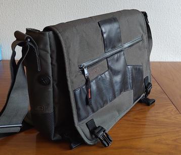 Trendy Vintage Schoudertas Khodi beschikbaar voor biedingen