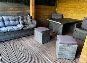 Royal Patio Tuinset - Nw Kussens SNEL HALEN IS KORTING beschikbaar voor biedingen