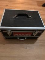 Makita schroefmachine met kist en 2 accu’s met oplader, Doe-het-zelf en Verbouw, Ophalen, Gebruikt, Boor- en Schroefmachine, Variabele snelheid