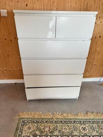 Ikea malm ladenkast beschikbaar voor biedingen