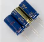 390uF 63v Panasonic FC serie, Ophalen of Verzenden, Nieuw