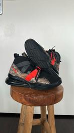 Nike Air Force 270 Utility limited edition, Ophalen of Verzenden, Zo goed als nieuw, Schoenen
