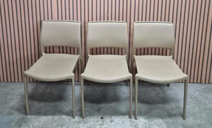 8 Pedrali Ara terrasstoelen cafe horeca stoelen Jorge Pensi, Huis en Inrichting, Stoelen, Zo goed als nieuw, Vijf, Zes of meer stoelen