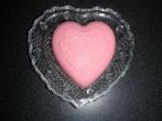 Nieuw in doos: Avon Precious heart zeep + bakje, Ophalen of Verzenden, Nieuw, Bad & Douche