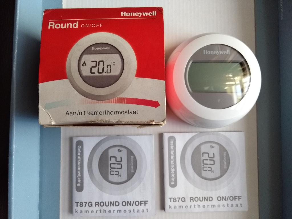 Honeywell thermostaat T87G, Doe-het-zelf en Verbouw, Thermostaten, Zo goed als nieuw, Ophalen of Verzenden